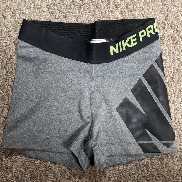 Nike Pants - Nike pro shorts